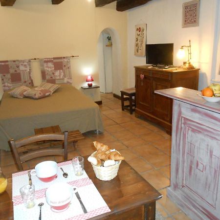 Chambre D'Hotes Le Fourniou Melle  Bagian luar foto